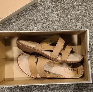 BOC Oshka sandals size 8/ euro 39